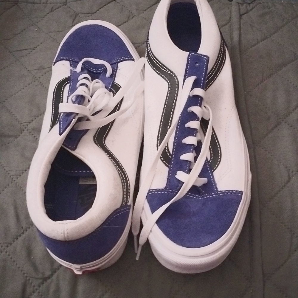 Men's sneakers